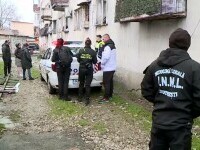 O femeie în vârstă de 86 de ani, din București, a fost găsită moartă în casă, cu urme de mușcături de câine pe corp