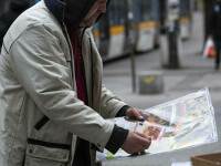 Bulgaria plătește primele pensii în euro, prezență masivă a poliției la bănci și oficii poștale. Cum reacționează vârstnicii