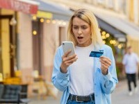 Una din cele mai populare destinații de vacanță va controla conturile turiștilor să vadă dacă au suficienți bani de cheltuit