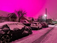 Cerul din Birmingham s-a luminat într-un roz aprins în timpul furtunii Goretti. Cauza fenomenului spectaculos. FOTO și VIDEO