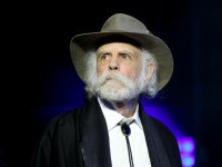 Bob Weir, chitaristul legendarei trupe rock Grateful Dead, a murit la 78 de ani. Momente iconice de pe scenă. GALERIE FOTO