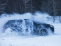 Drifturile pe zăpadă au lăsat nouă șoferi fără permis în Prahova. Ce amenzi au primit pentru manevre interzise în trafic