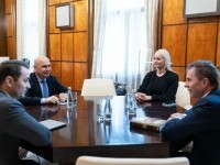 Ilie Bolojan s-a întâlnit cu conducerea Wizz Air. Planuri de extindere a companiei în România