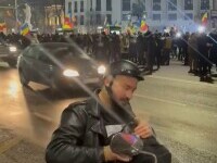 Adrian Băzăvan, motociclistul care a proiectat „Marş la Moscova” la protestul AUR, amendat de jandarmi. E la a doua abatere