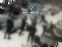 Motivul pentru care 11 tineri s-au încăierat într-un mall din Pitești. Unul avea o macetă