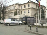 Caz bizar la Poliția Ploiești. Șeful de la Rutieră a scos toate dosarele de la arhivă și le-a dat foc