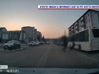 Bătaie în plină stradă, într-o localitate din Iași. O cameră de bord a surprins scenele șocante
