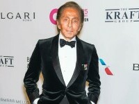 Legendarul Valentino a murit. Creatorul de modă italian avea 93 de ani