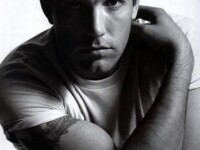 Ben Affleck, cu muschii la vedere in noul sau film “The Town”! Vezi trailer