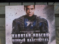 Dmitri Medvedev, prezentat drept Captain America pe afise din Moscova