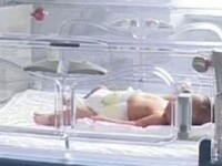 bebelus in spital