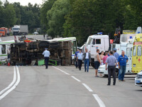 18 oameni au murit intr-un grav accident rutier in Rusia. Un autobuz cu copii a lovit un camion