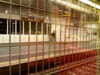 Un cuplu a intretinut relatii intime in vazul tuturor, intr-o statie de metrou din Viena. Cei doi risca 6 luni de inchisoare