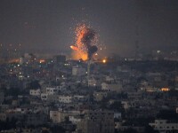 Trei rachete, lansate din Fasia Gaza spre centrala nucleara israeliana Dimona. Israelul promite intensificarea atacurilor