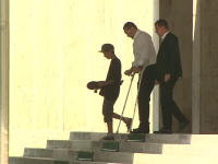 Victor Ponta a ajuns in carje la Palatul Victoria, unde a avut loc sedinta de Guvern. Premierul i-a scris lui Klaus Iohannis