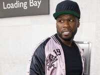50 Cent a pus pe Facebook un clip VIDEO cu un roman care danseaza capra in fata unui magazin: 