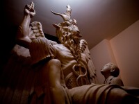 statuia demonului Baphomet din Detroit