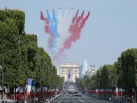 Paradă impresionantă, la Paris, de Ziua Franței