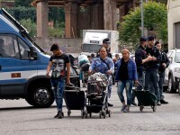 romi evacuați