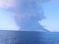 Vulcanul Stromboli a erupt, provocând numeroase incendii