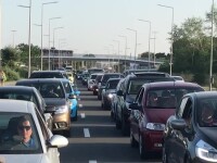 Trafic aglomerat pe A2, pe sensul spre București. A avut loc și o tamponare cu 3 mașini