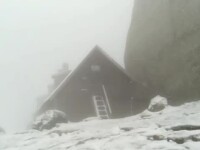 Ninsoare pe Vârful Omu și la Bâlea Lac în plină vară. Reacția turiștilor străini