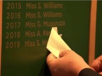 Momentul în care numele Simonei Halep e scris pe tabloul de onoare, la Wimbledon
