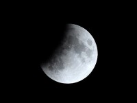 Eclipsă parţială de Lună, la 50 de ani de la misiunea Apollo 11. FOTO și VIDEO