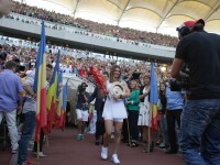 Simona Halep a prezentat trofeul de la Wimbledon pe Arena Națională