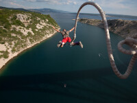 bungee jumping