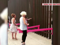 Zidul lui Trump, transformat în loc de joacă