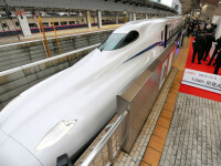 Japonia a lansat ”trenul glonț”, care poate transporta pasagerii în siguranță chiar și în timpul unui cutremur