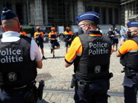 Polițiștii europeni poartă uniforme croite în România, pe salarii ca în Bangladesh. Abuzuri și condiții inumane