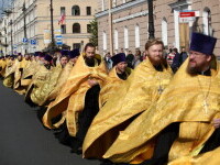 Biserica ortodoxă rusă vrea ca preoții să-i însoțească pe jucătorii naționalei de fotbal înaintea meciurilor