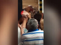 VIDEO | Bătaie pe pui la un magazin din Brăila. Angajații aruncau cu păsări în oameni ca să-i potolească
