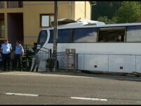 Autocar cu 51 de pasageri, accident grav în Maramureș. Șoferul a murit, 8 persoane au fost rănite. A fost activat Planul Roșu