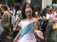 Peste 10.000 de oameni au defilat în București la parada LGBTQ+. Marșul creștin vrea să sfințească traseul acestora
