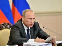 Vladimir Putin a semnat un decret care facilitează obţinerea cetăţeniei ruse de către toţi ucrainenii