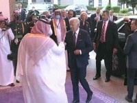 Salut inedit între Joe Biden și prinţul moştenitor saudit Mohammed bin Salman. Momentul întâlnirii dintre cei doi | VIDEO