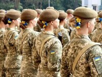 Aproape 40.000 de femei sunt înrolate în Armata Ucrainei. Câte luptă în prima linie a frontului