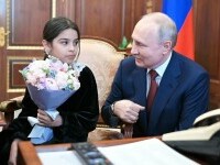 Vladimir Putin si Raisat Akipova