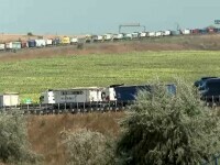 Coloană de zeci de kilometri de camioane cu cereale, către Agigea. Majoritatea sunt din Ucraina