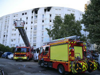 Incendiu devastator în mijlocul nopții. Au murit 7 oameni din aceeași familie, în Nisa. VIDEO