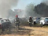 Incendiu de proporții la un parc auto de lângă Craiova. De la ce a pornit focul