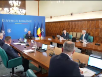 Rețeta pentru a salva economia după doi ani de excese: TVA și accize mărite, CASS la pensii peste 3.000 lei și burse tăiate
