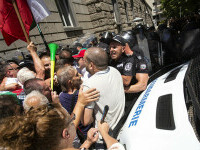 Aproape 60% dintre bulgari se tem de scumpiri după trecerea la euro