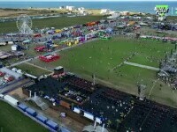 Ziua zero la „Beach, Please!” a început spectaculos, cu un concert-surpriză. Reacția unui turist venit din UK