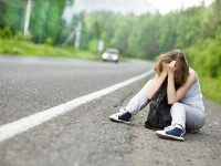 Un francez a sunat la 112 să anunțe că și-a uitat soția într-un peco pe autostradă, dar nu mai știa exact unde și când anume