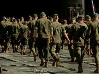 MApN oferă 12.285 lei net tinerilor care fac patru luni stagiu militar voluntar. Legea ar putea intra în vigoare din toamnă