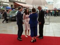 Nicușor Dan, primit de președintele Austriei la Salzburg. Șeful statului, însoțit de partenera sa și de cei doi copii